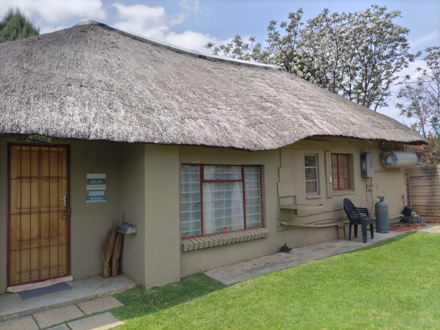 3 Bedroom Property for Sale in Olifantsnek North West